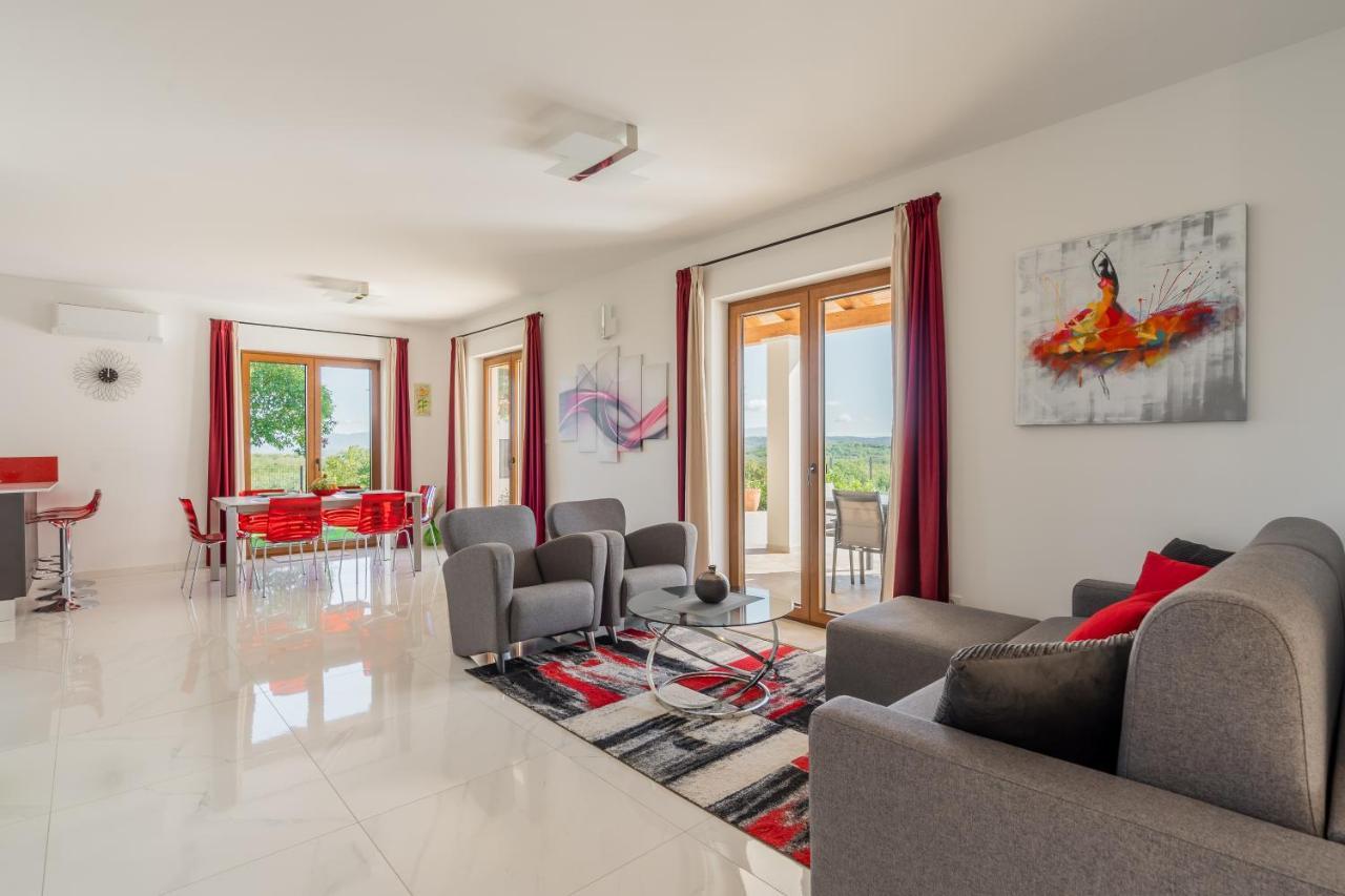 Villa Atop The Village With Stunning View Vižinada المظهر الخارجي الصورة