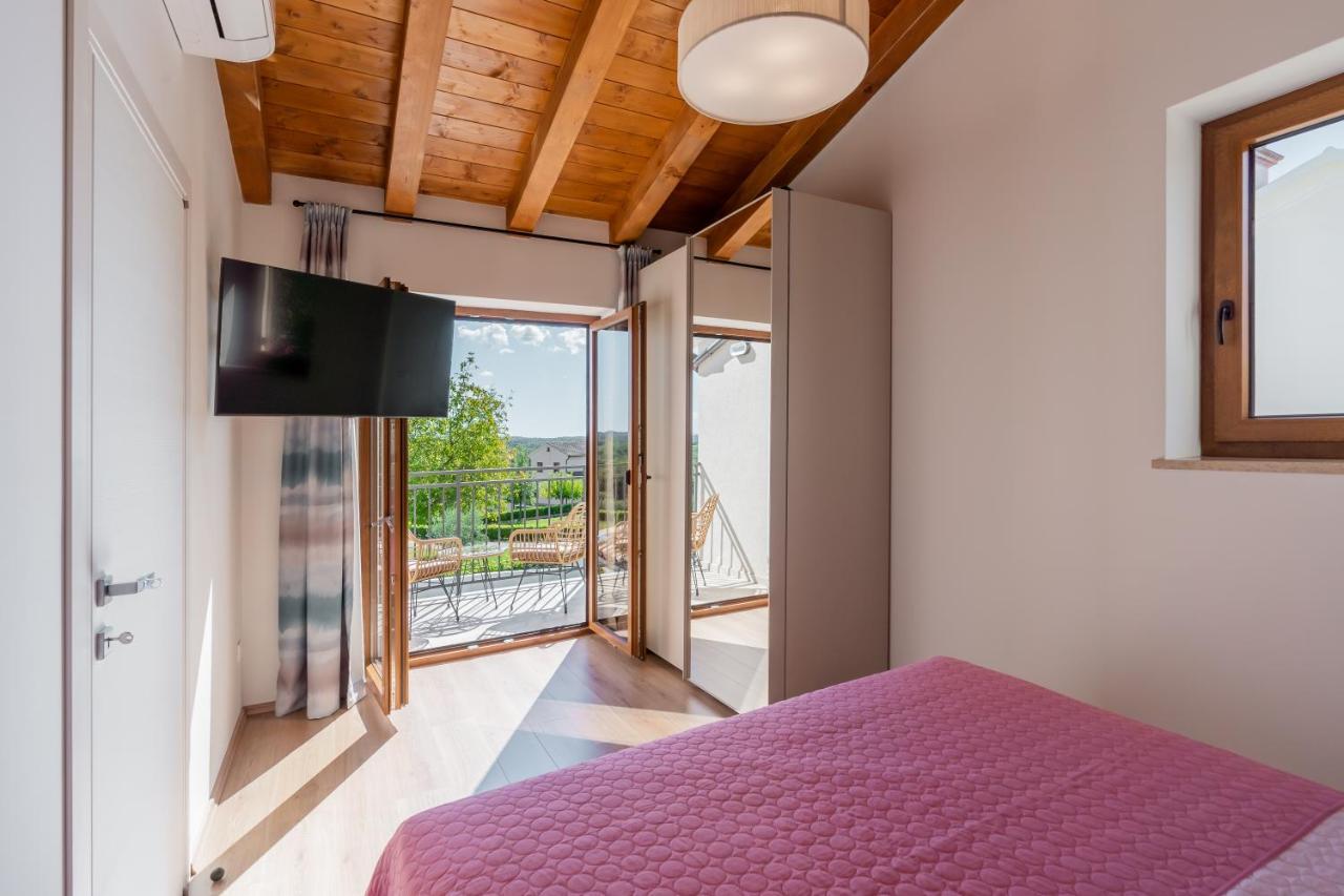 Villa Atop The Village With Stunning View Vižinada المظهر الخارجي الصورة